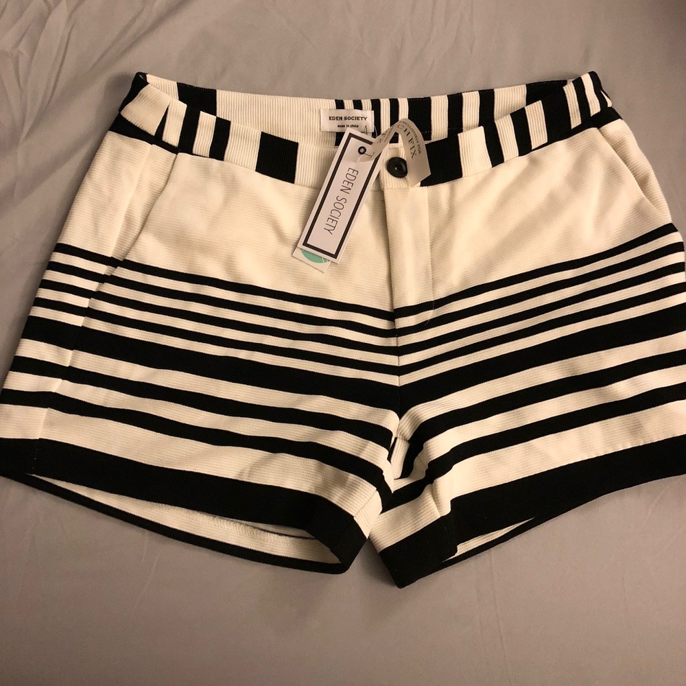 Black and White Stripe Short